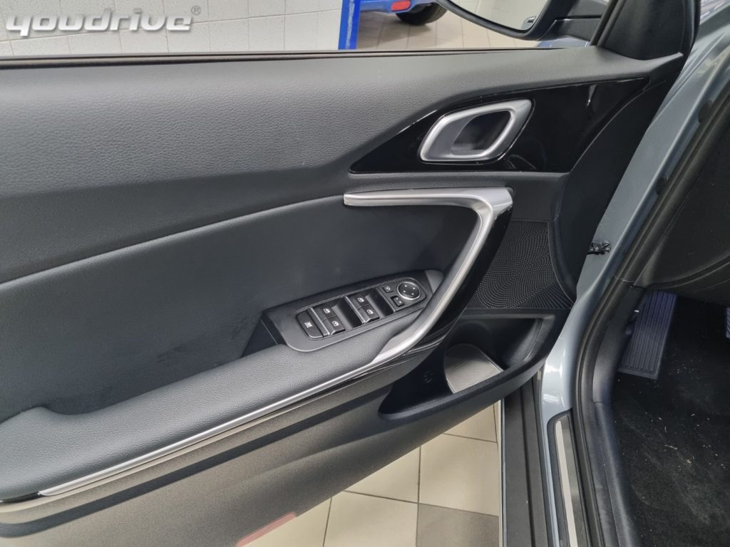 KIA XCeed / 1.0 T-GDi 115 CV Business - 20