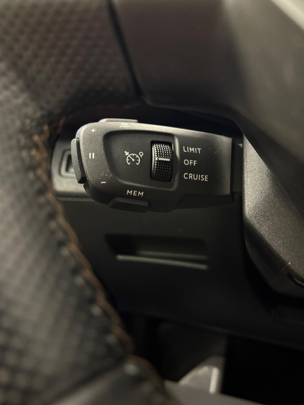 PEUGEOT 3008 Hybrid 225 e-EAT8 GT Pack IVA ESPOSTA - 13