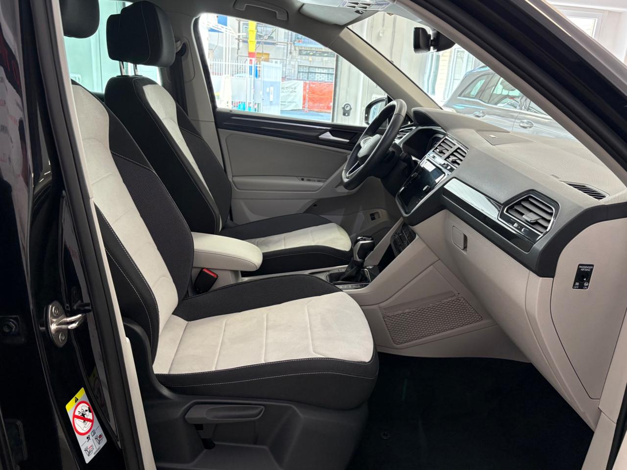 VOLKSWAGEN Tiguan 1.4 TSI eHYBRID DSG Elegance IVA ESPOSTA - 9