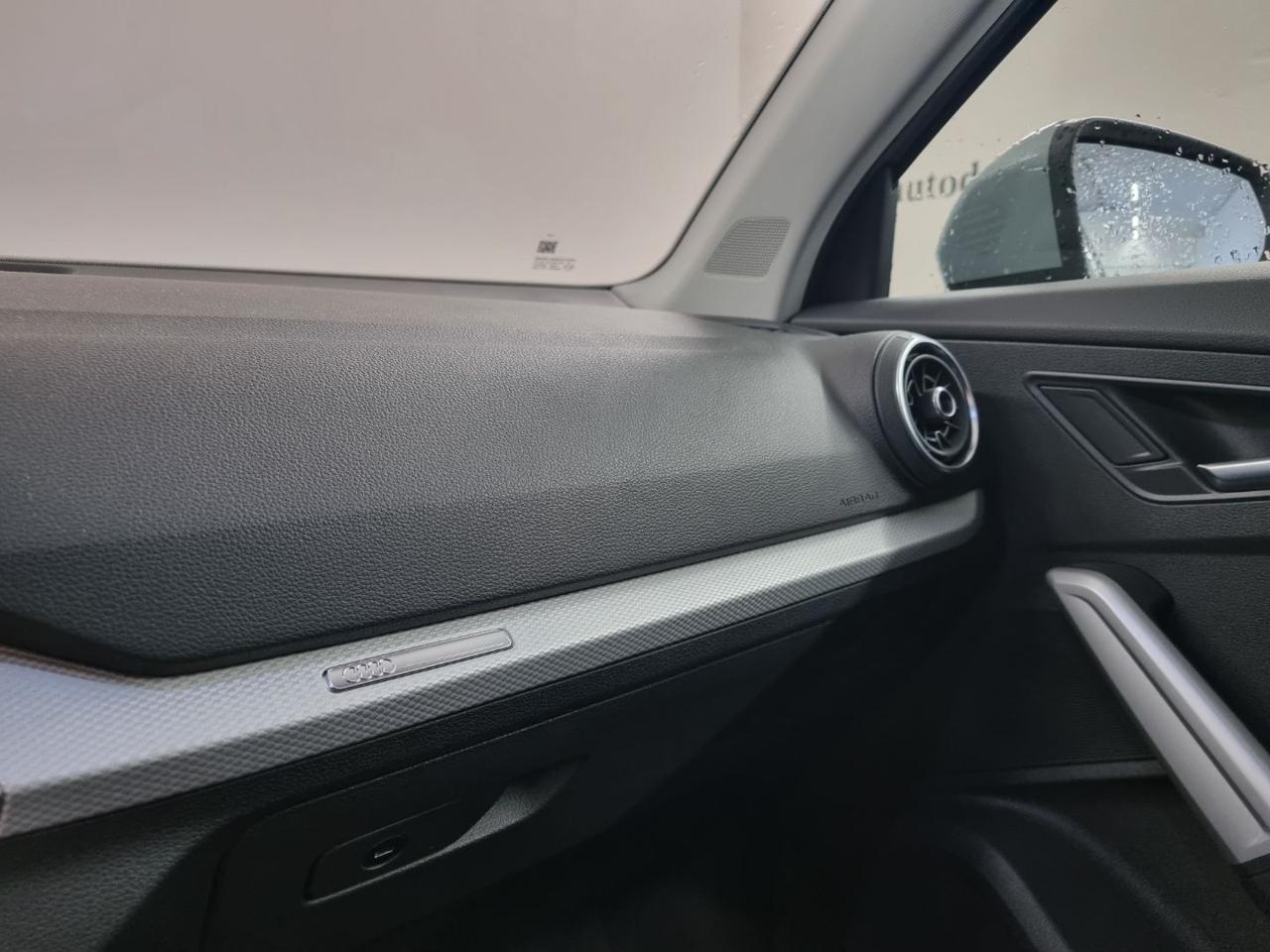 AUDI Q2 35 TFSI S tronic Admired - 36