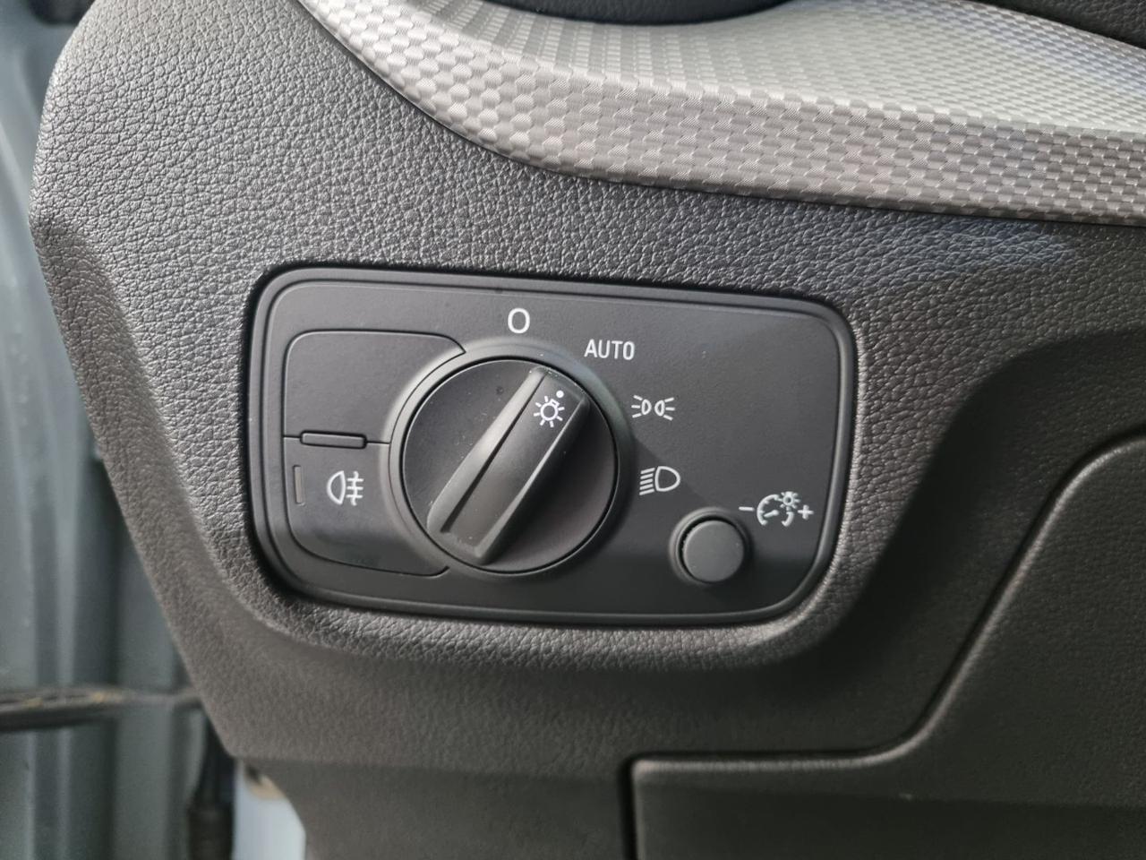 AUDI Q2 35 TFSI S tronic Admired - 34