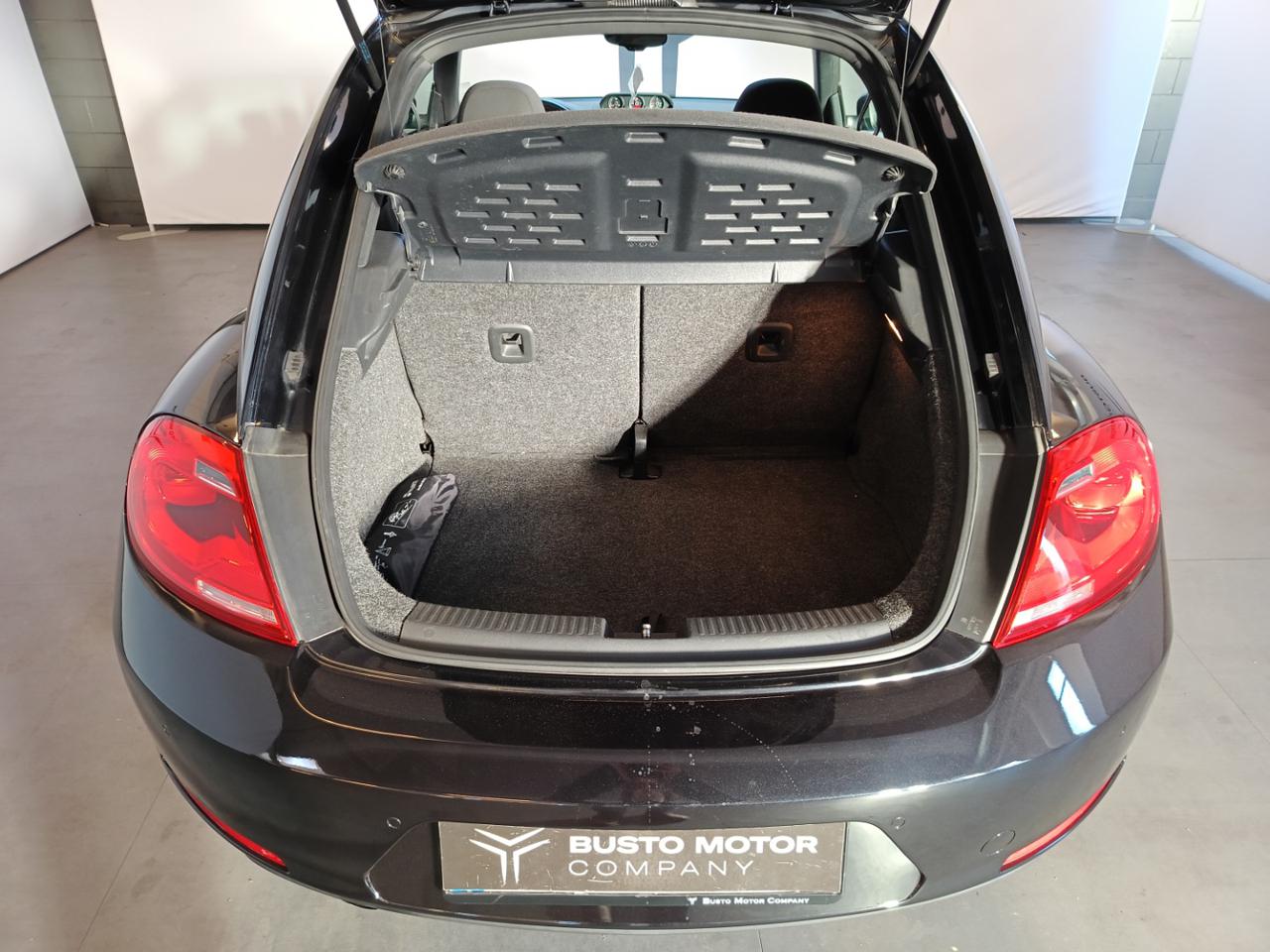 VOLKSWAGEN Maggiolino 1.6 TDI Design - 9