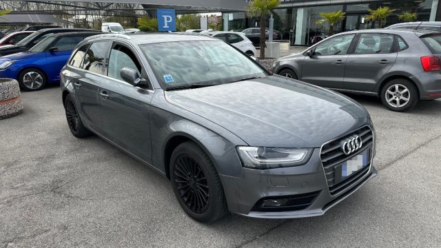 AUDI A4 Grigio metallizzato
