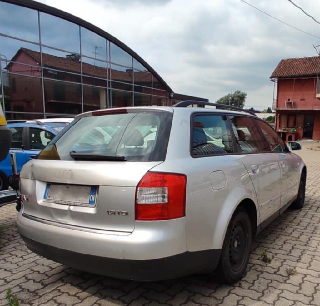 AUDI A4 1.9 TDI/130 CV cat Avant - 3