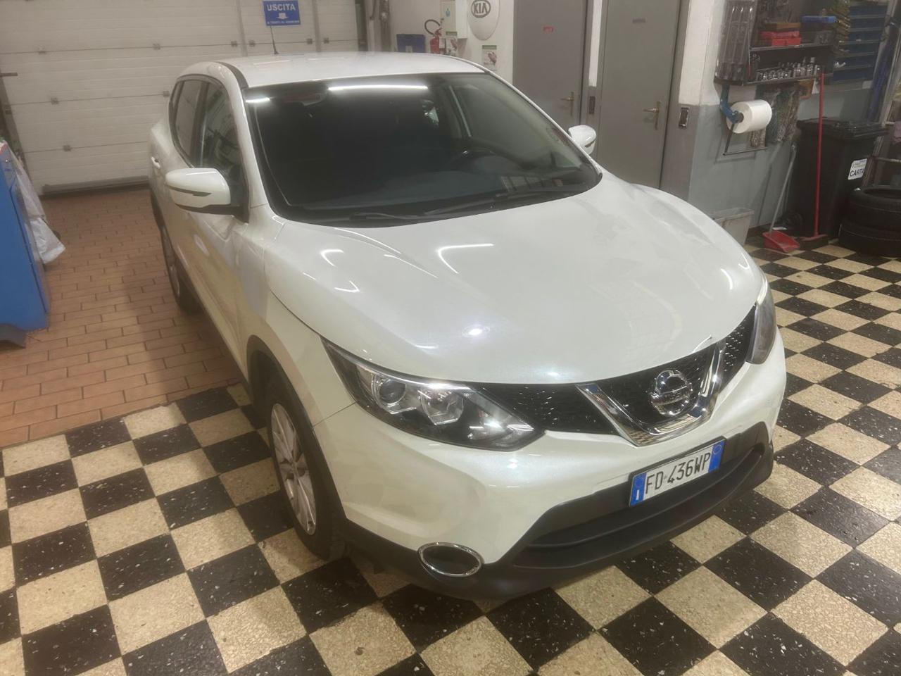 NISSAN Qashqai 1.5 dCi Acenta - 2
