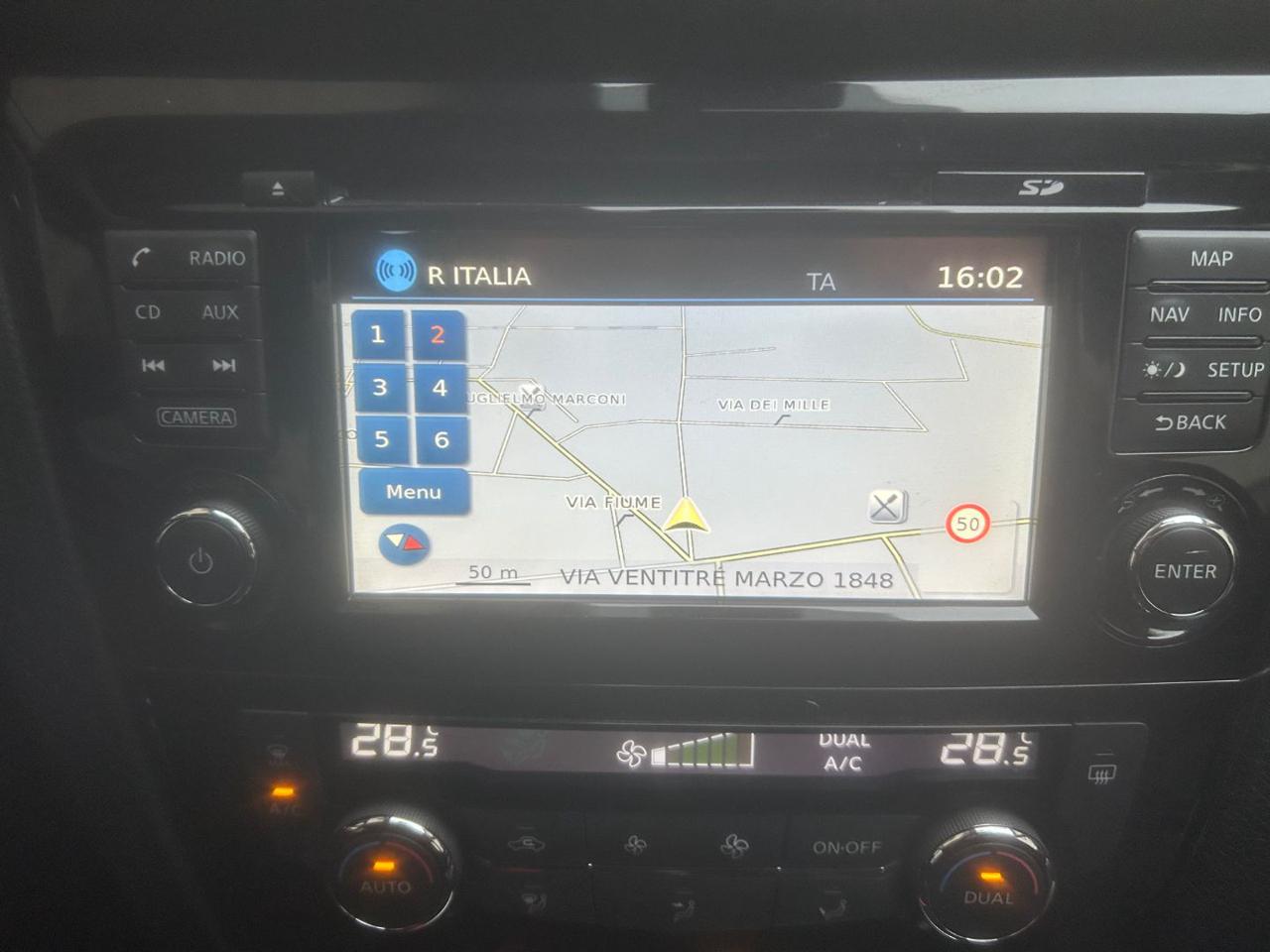 NISSAN Qashqai 1.5 dCi Acenta - 11