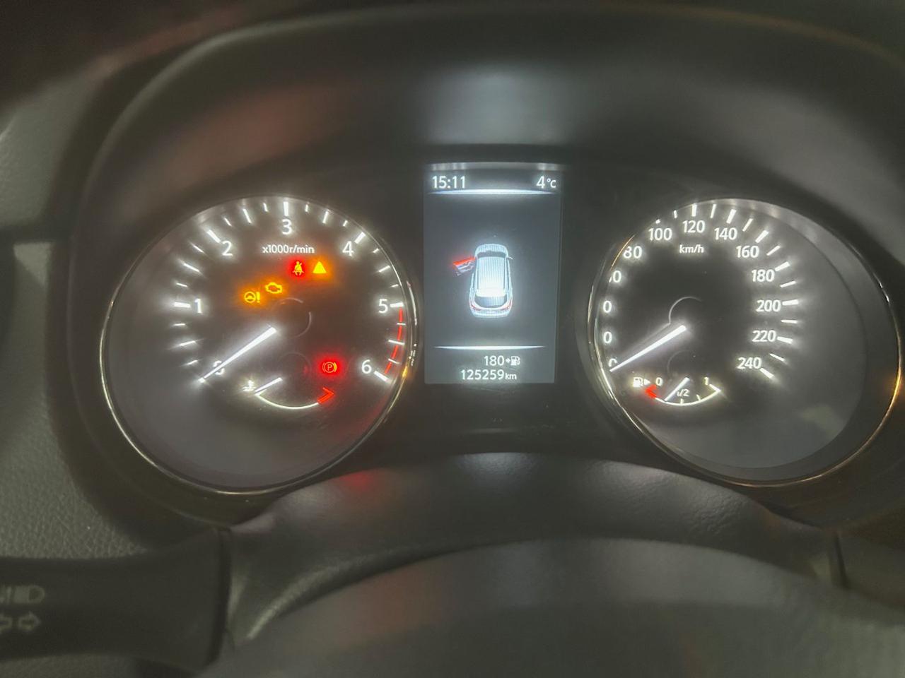 NISSAN Qashqai 1.5 dCi Acenta - 8