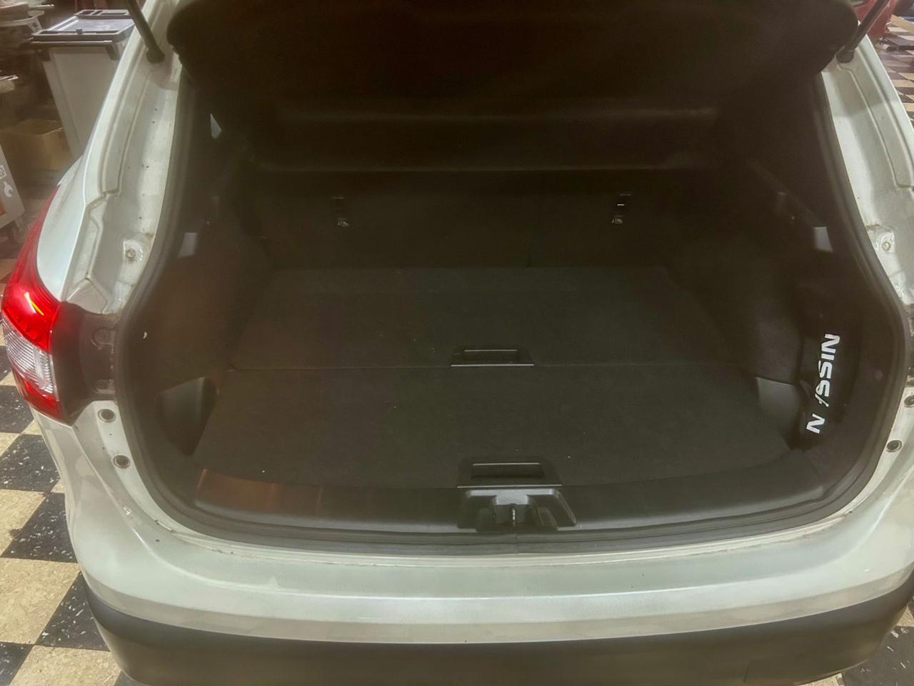 NISSAN Qashqai 1.5 dCi Acenta - 14