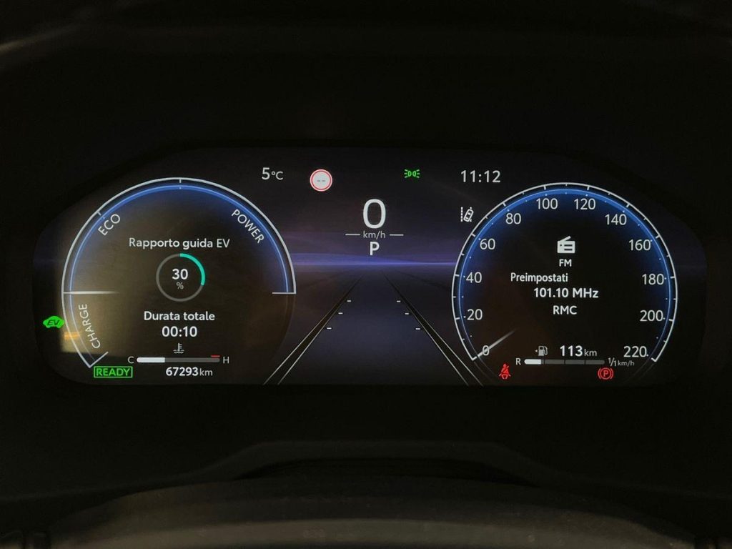 TOYOTA RAV 4 MY23 RAV4 2.5 HV (218CV) E-CVT 2WD Style - 8