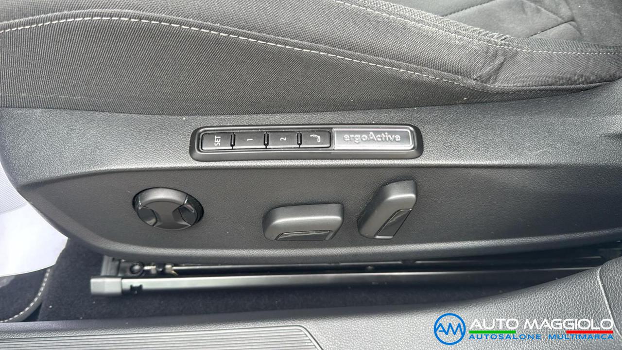 VOLKSWAGEN Golf 1.5 eTSI 130 CV EVO ACT DSG Style PREZZO REALE - 16