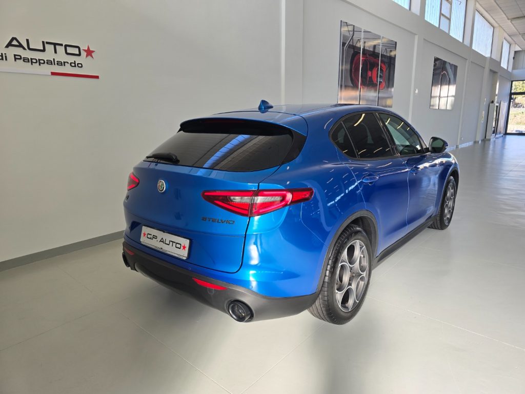 ALFA ROMEO Stelvio 2.2 TD 190 CV AT8 Q4 Sprint - 4