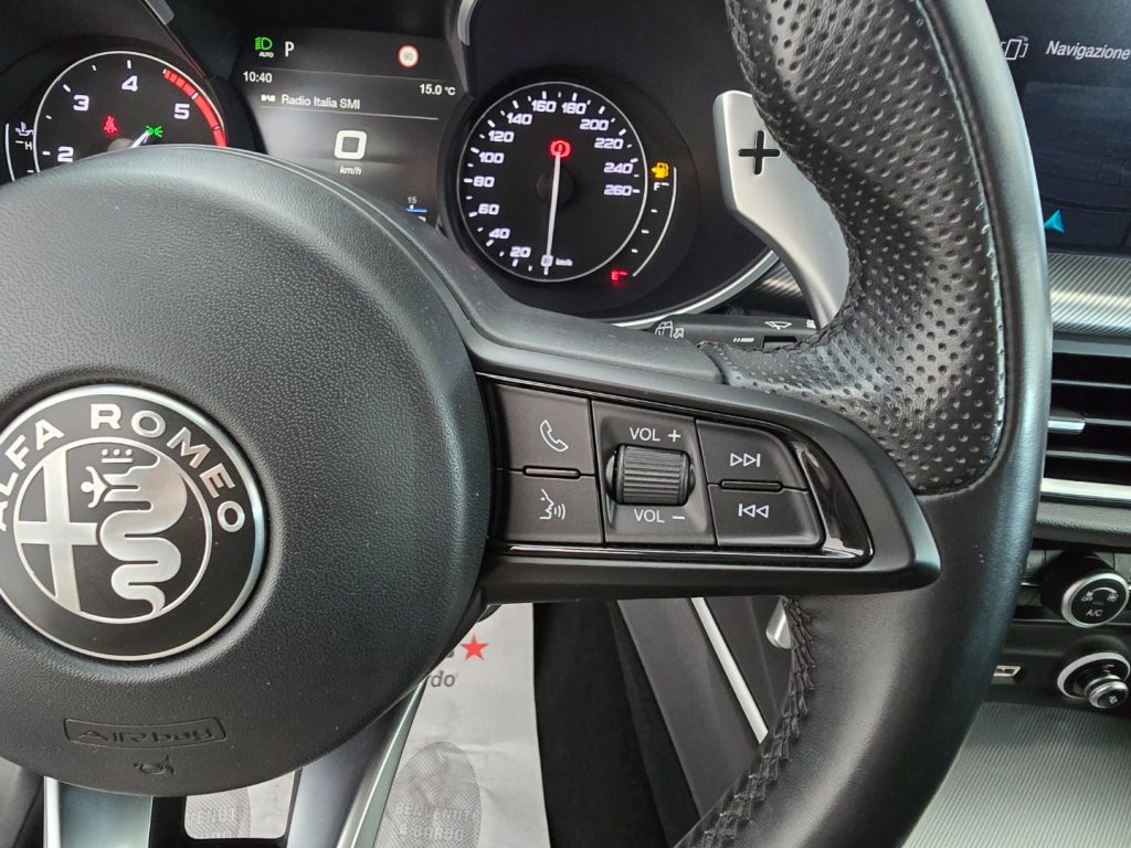 ALFA ROMEO Stelvio 2.2 TD 190 CV AT8 Q4 Sprint - 18