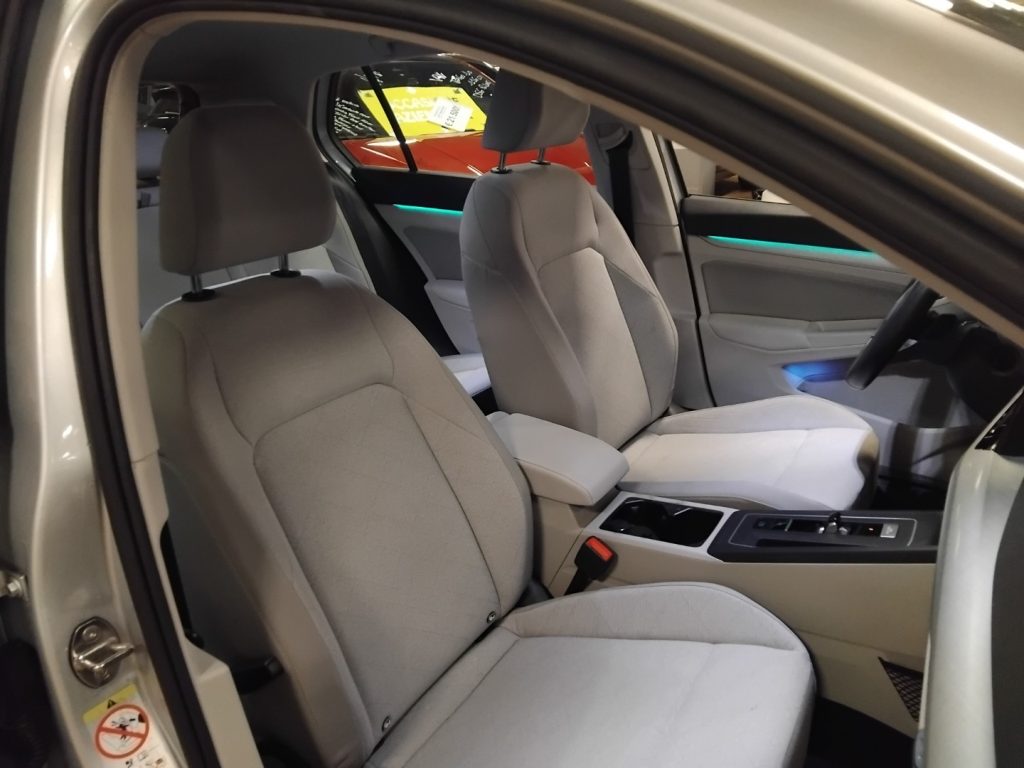 VOLKSWAGEN Golf 1.0 eTSI EVO Life DSG 17 MHEV - 12