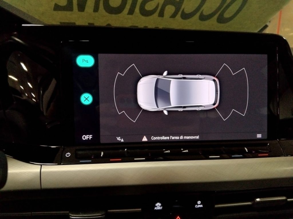 VOLKSWAGEN Golf 1.0 eTSI EVO Life DSG 17 MHEV - 18