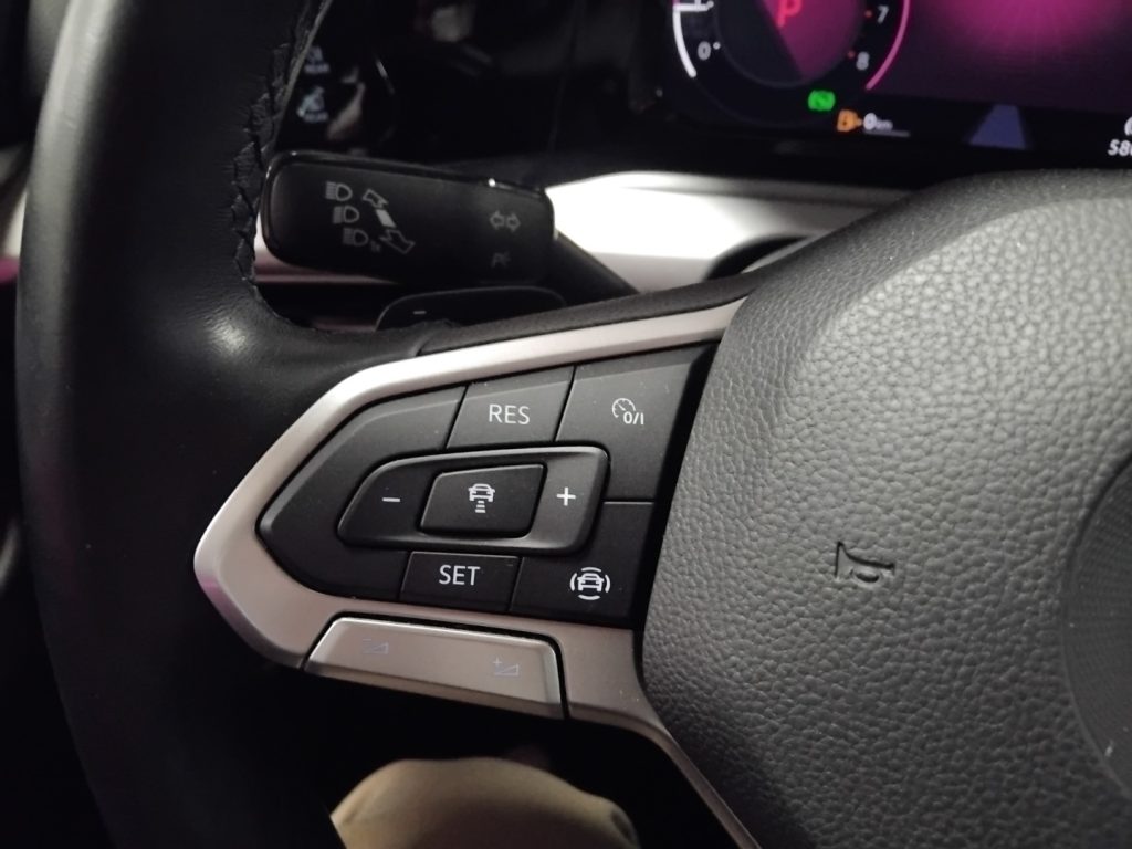 VOLKSWAGEN Golf 1.0 eTSI EVO Life DSG 17 MHEV - 19