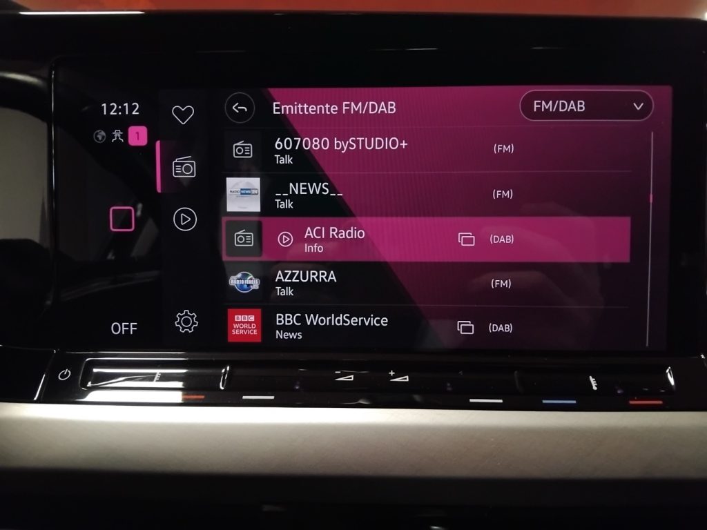 VOLKSWAGEN Golf 1.0 eTSI EVO Life DSG 17 MHEV - 24