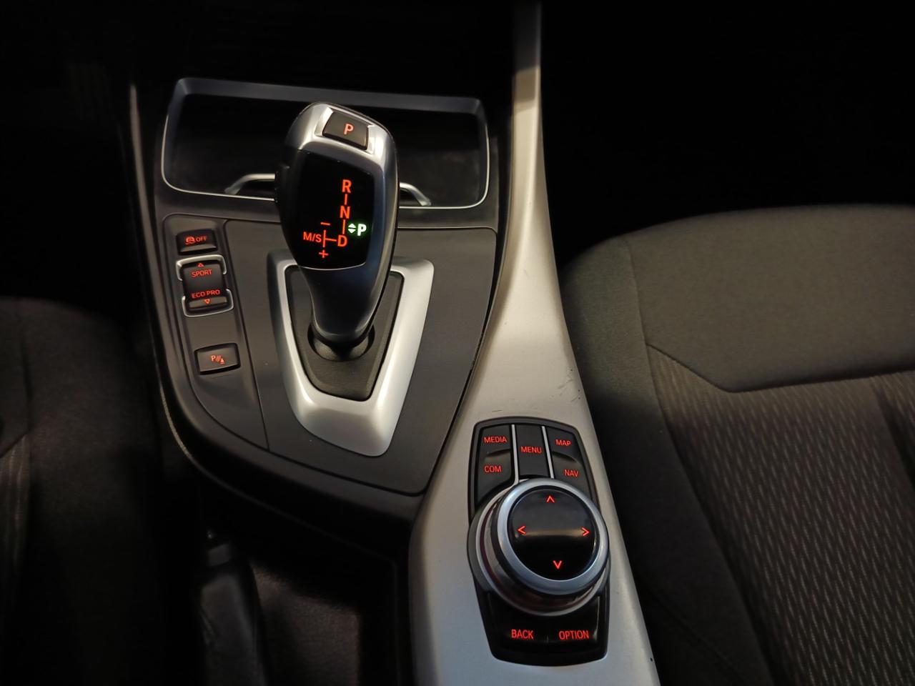 BMW 118 d 5p. Sport - 16