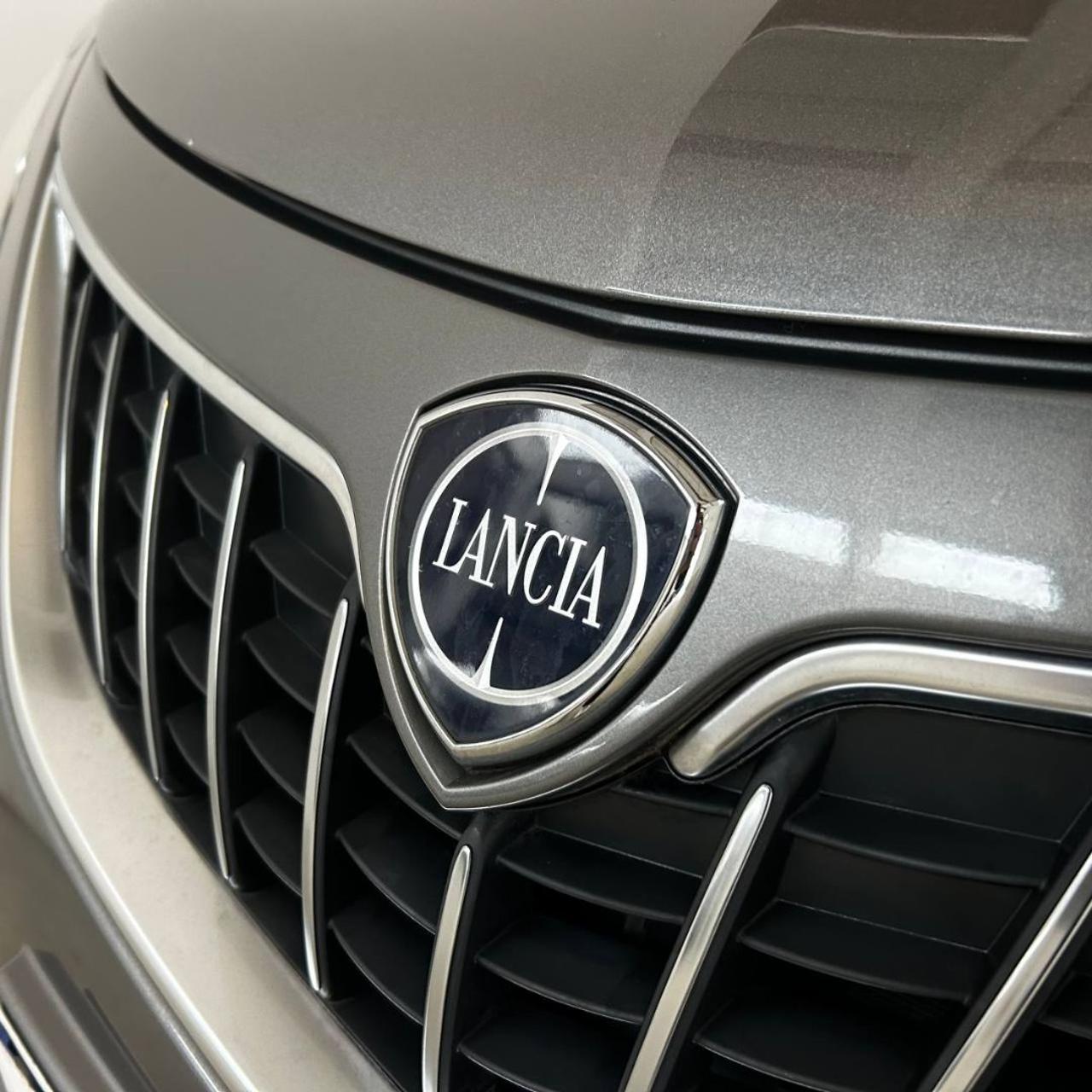 LANCIA Ypsilon 1.0 FireFly 5 porte S&S Hybrid Ecochic Gold - 31