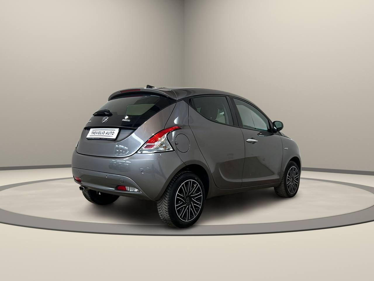 LANCIA Ypsilon 1.0 FireFly 5 porte S&S Hybrid Ecochic Gold - 5