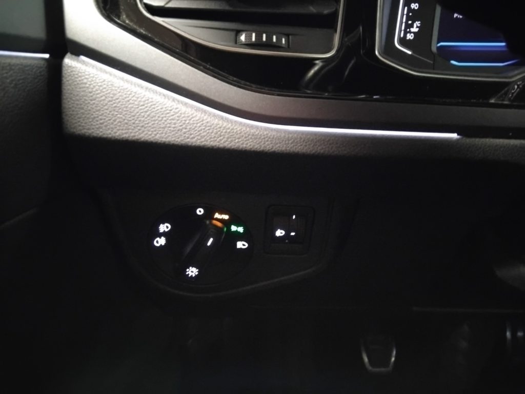 VOLKSWAGEN Taigo 1.0 TSI R-LINE 110 CV Life - 24