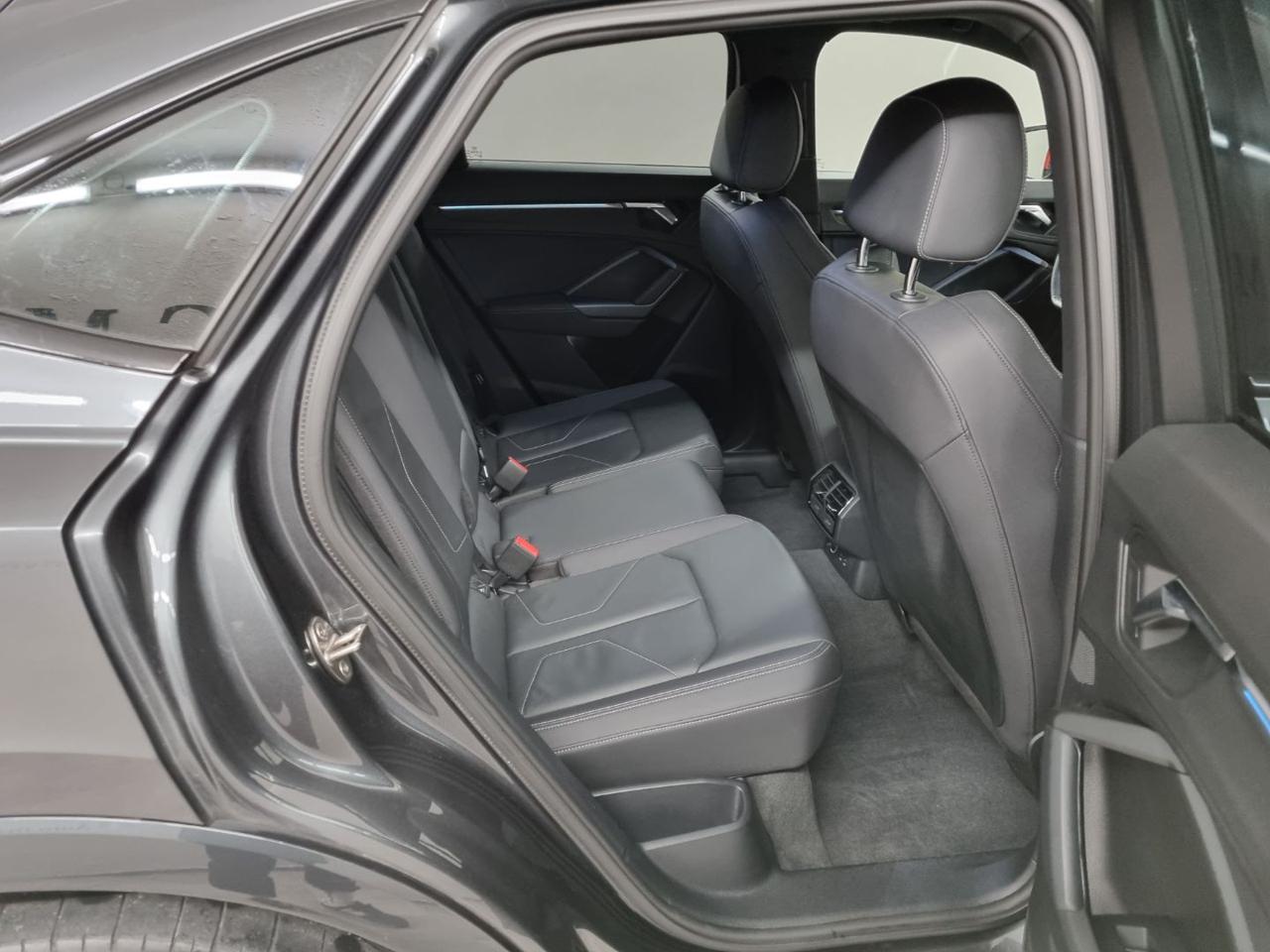 AUDI Q3 SPB 45 TFSI quattro S tronic S line edition - 21