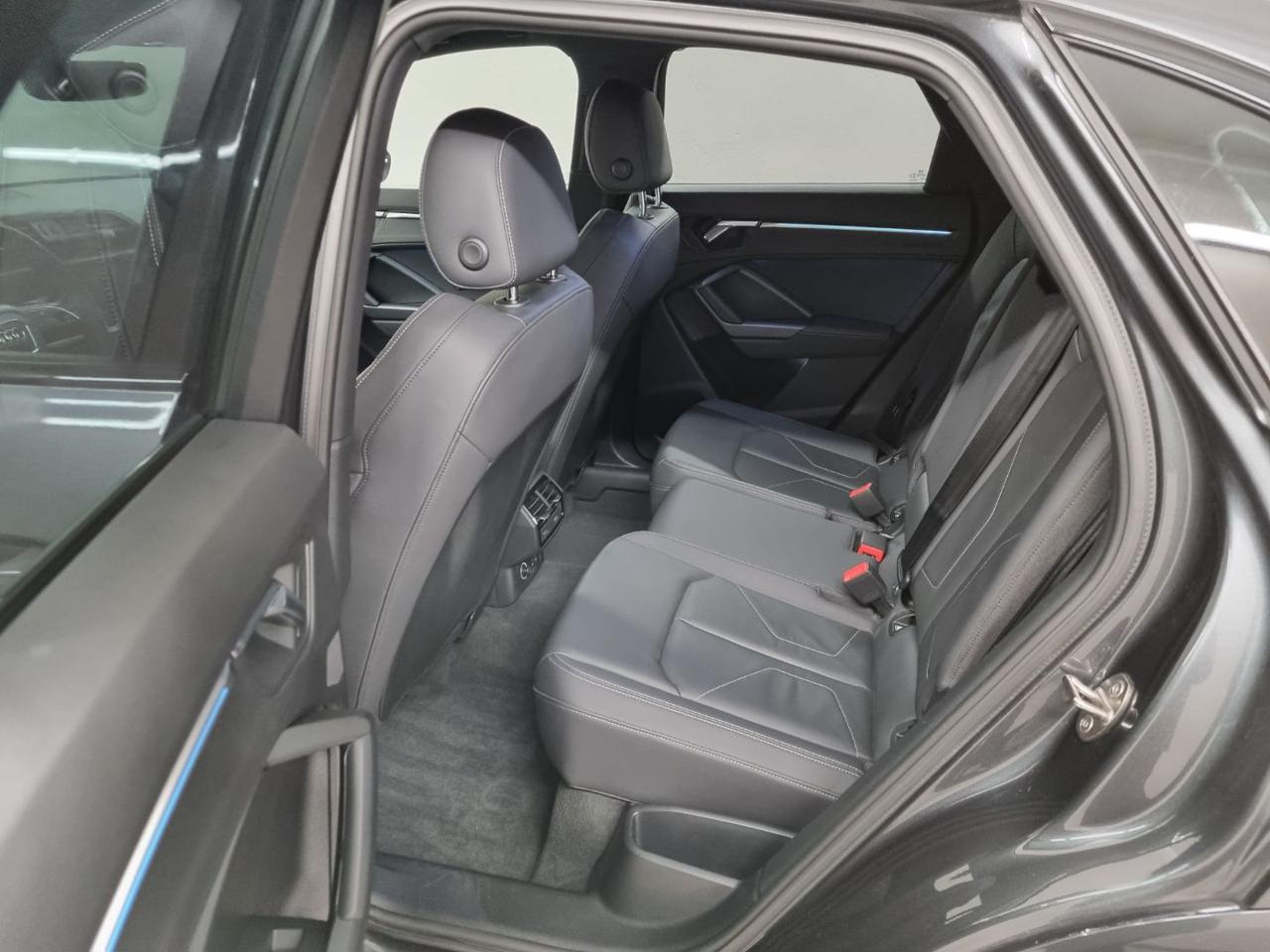 AUDI Q3 SPB 45 TFSI quattro S tronic S line edition - 10