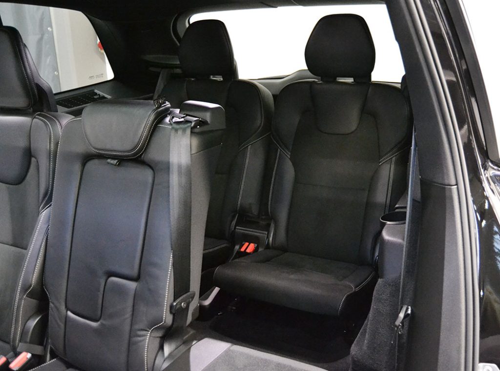 VOLVO XC90 D5 AWD Geartronic 7 posti R-design Km 40.000 ** - 4