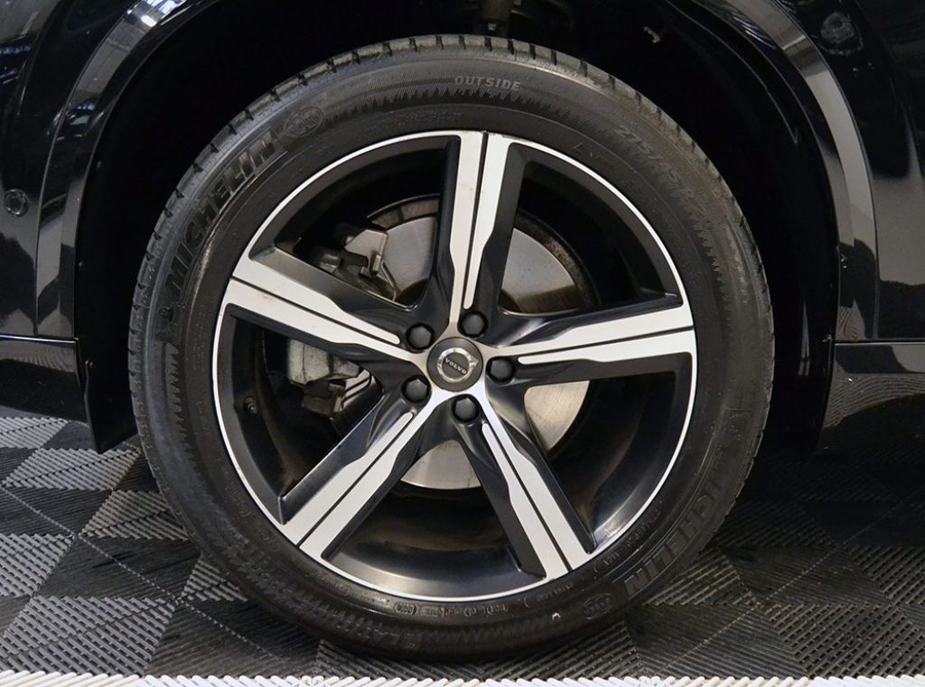 VOLVO XC90 D5 AWD Geartronic 7 posti R-design Km 40.000 ** - 33