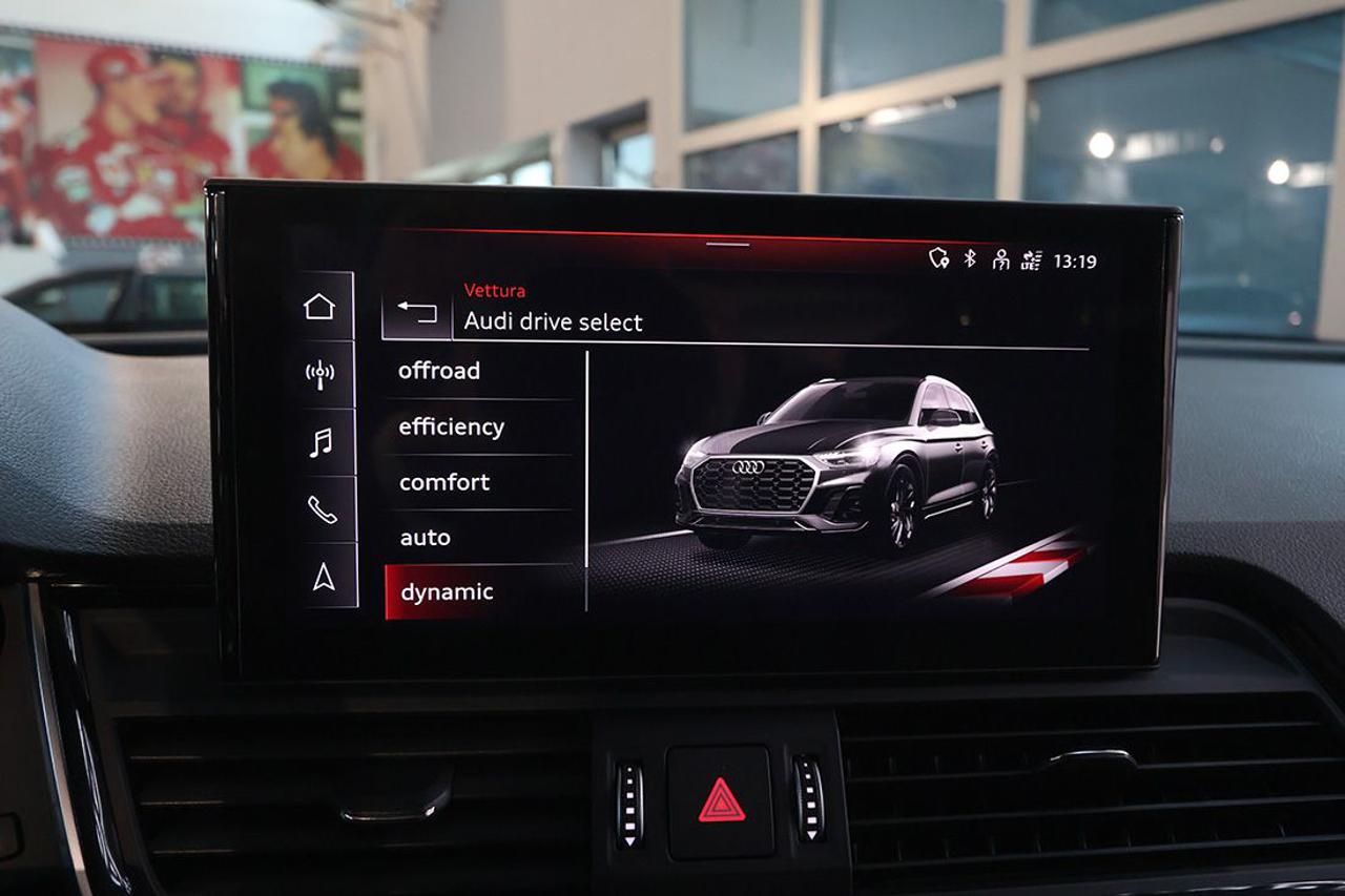 AUDI Q5 40 TDI Quattro S-Tronic S-Line Plus - 31