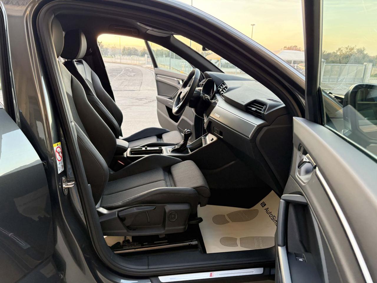 AUDI Q3 SPB Sportback 35 TDI S tronic S line edition - 9