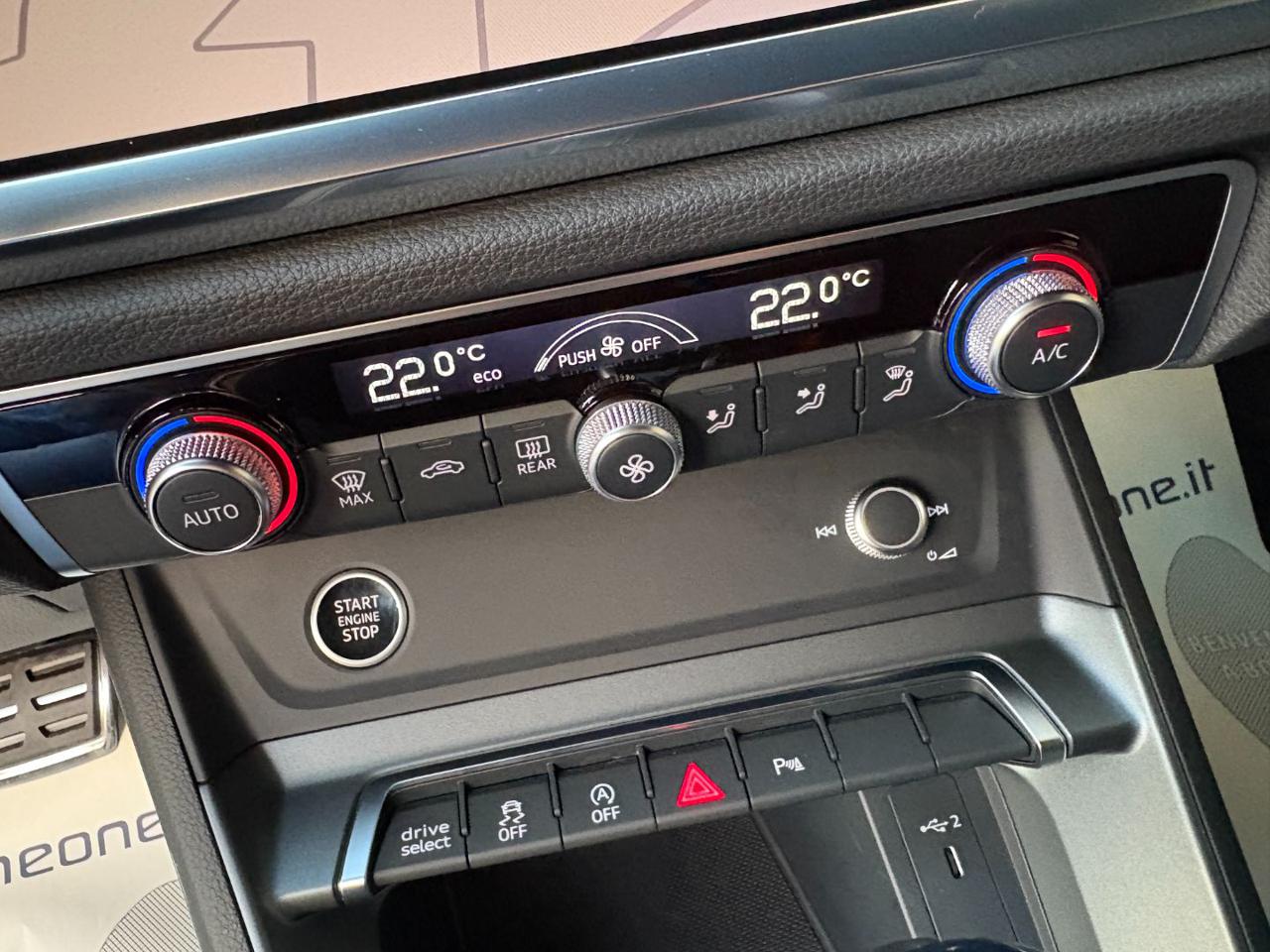 AUDI Q3 SPB Sportback 35 TDI S tronic S line edition - 24