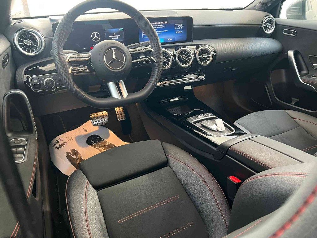 MERCEDES-BENZ A 200 Automatic AMG Line Advanced Plus - 5