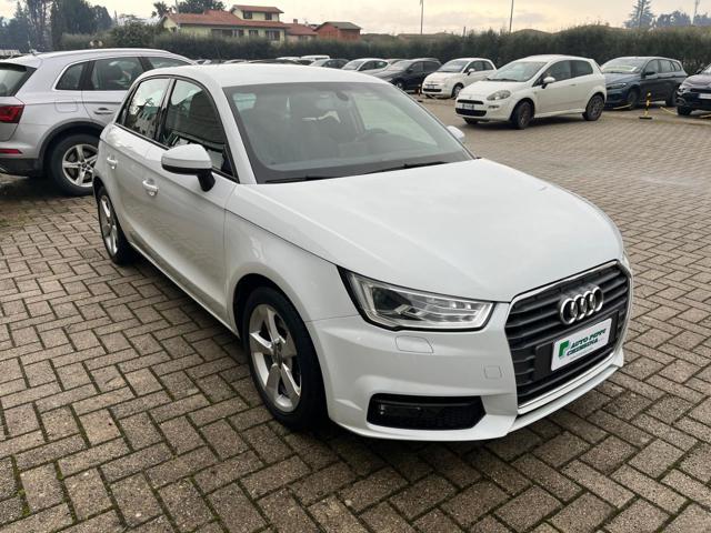 AUDI A1 Bianco pastello