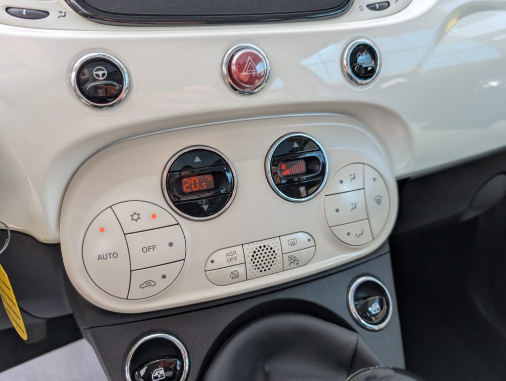 FIAT 500 1.0 Hybrid Dolcevita OK NEOPATENTATI - 14