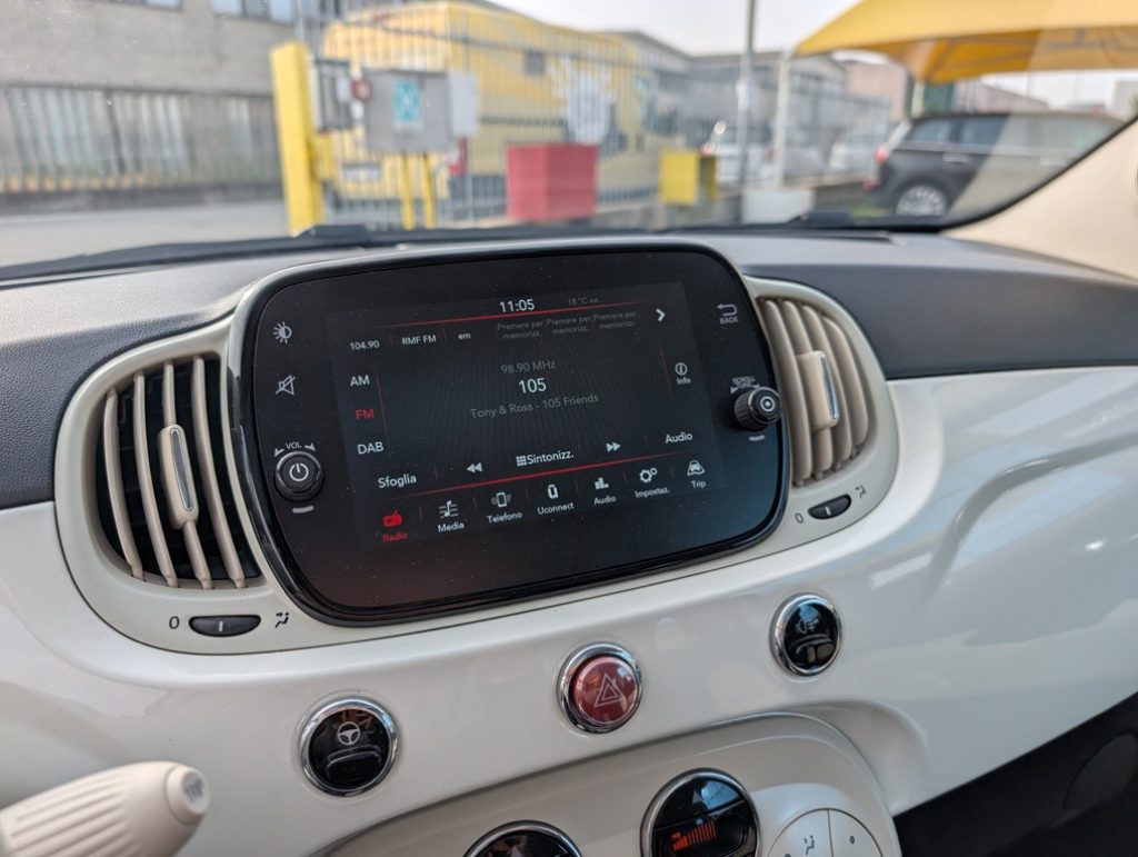 FIAT 500 1.0 Hybrid Dolcevita OK NEOPATENTATI - 13