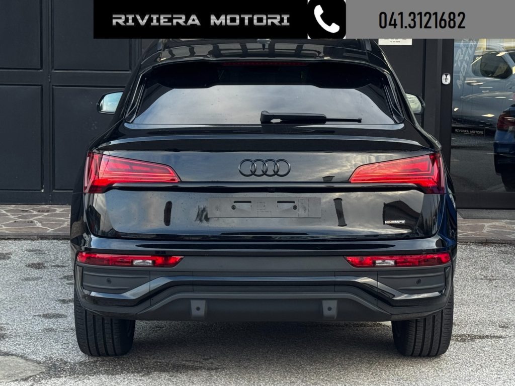 AUDI Q5 SPB 40 TDI quattro S tronic Identity Black - 11