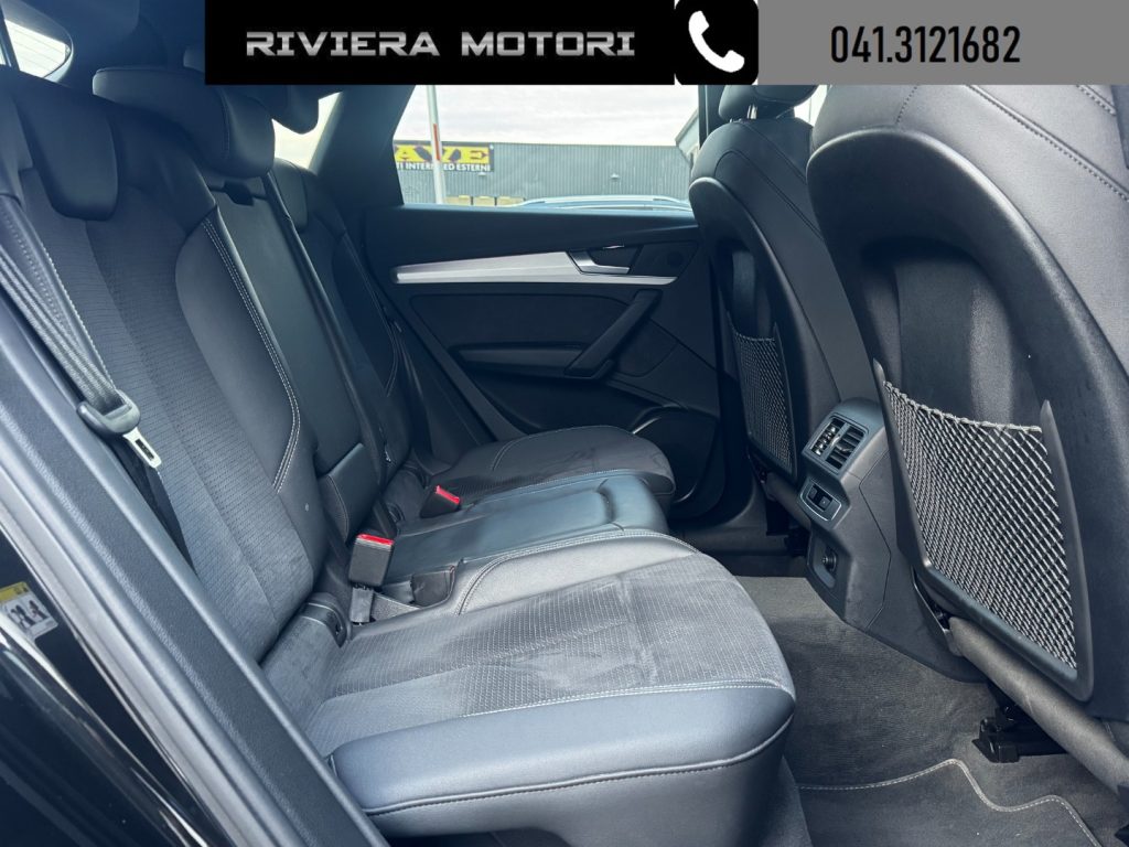 AUDI Q5 SPB 40 TDI quattro S tronic Identity Black - 9