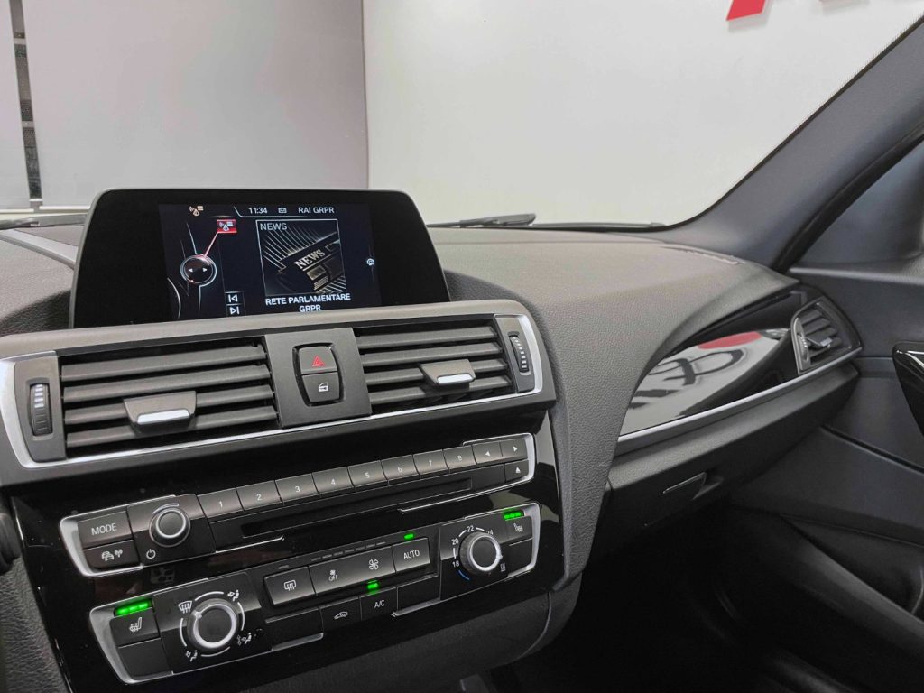 BMW 118 118i 5P M-SPORT - 21