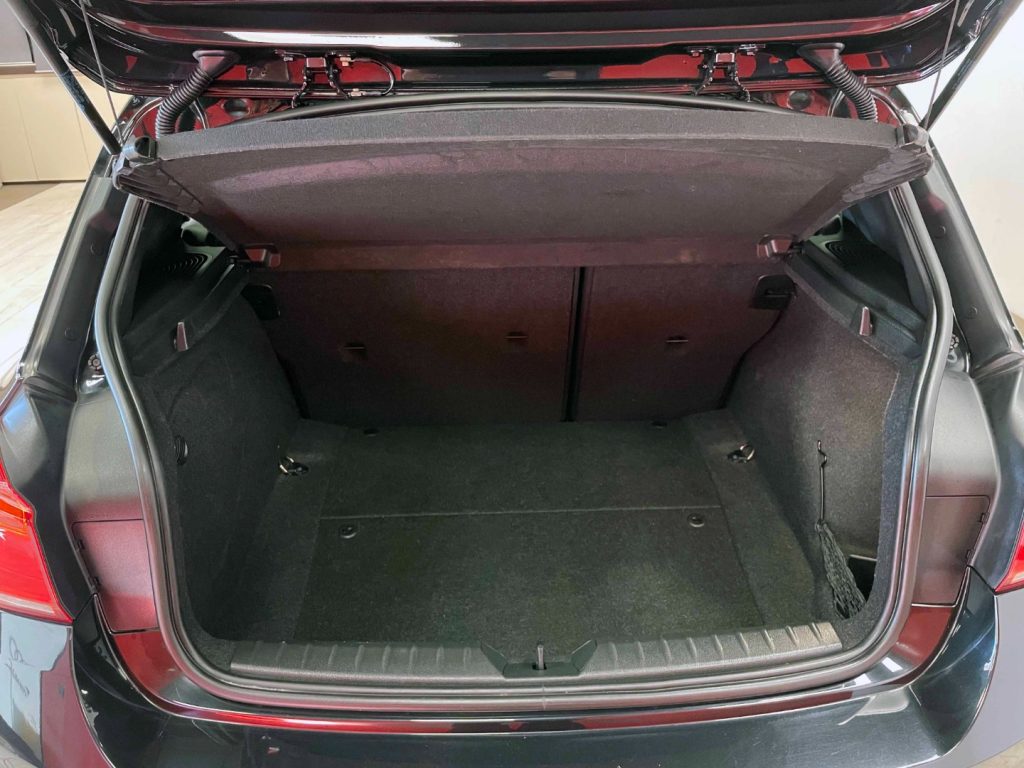 BMW 118 118i 5P M-SPORT - 30