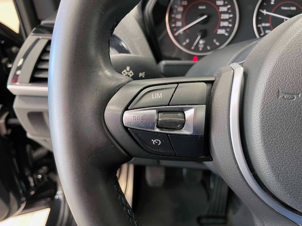 BMW 118 118i 5P M-SPORT - 41