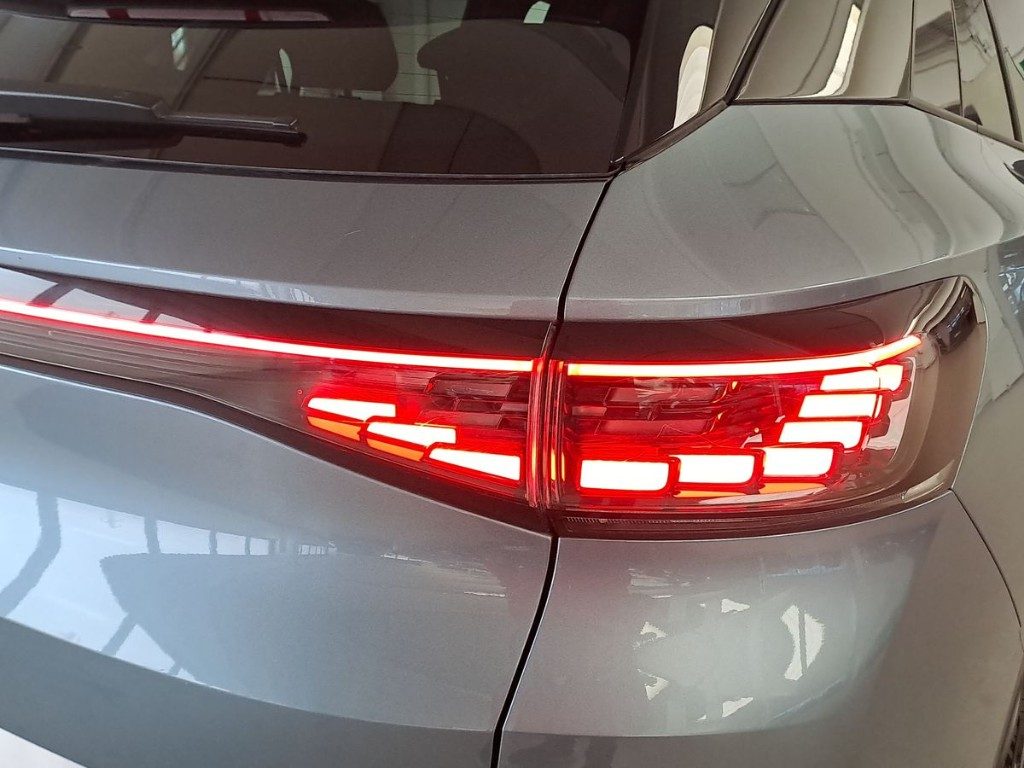 VOLKSWAGEN ID.4 GTX Aut. - 6