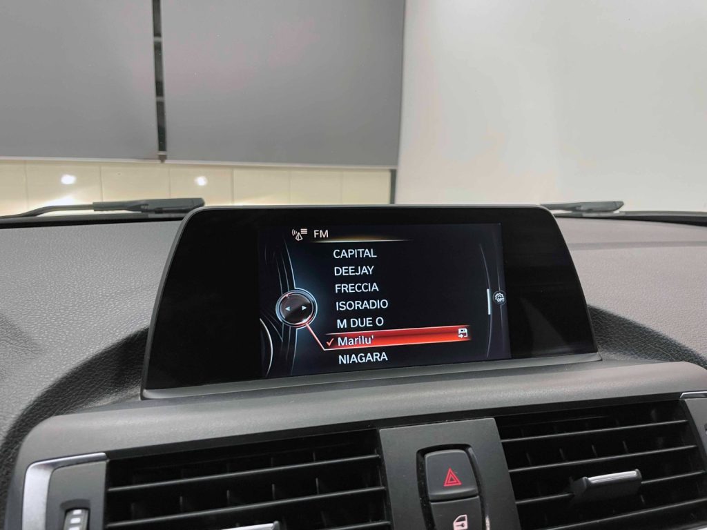 BMW 118 118I 5P M-SPORT - 22