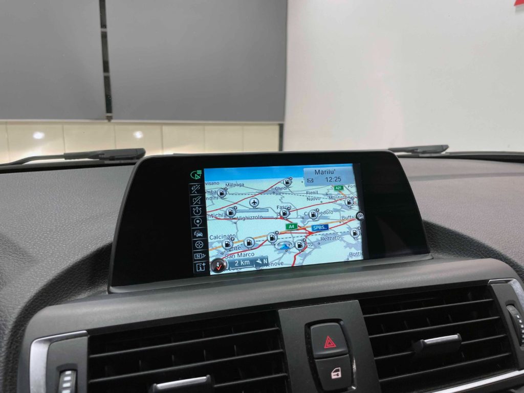 BMW 118 118I 5P M-SPORT - 23