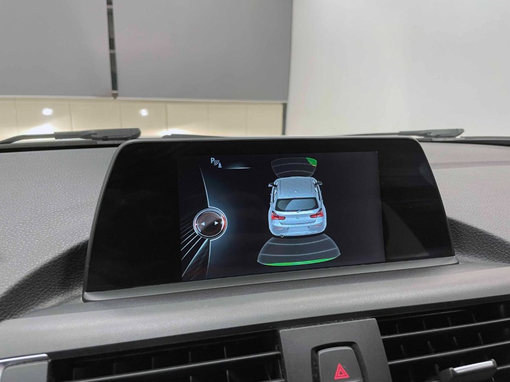 BMW 118 118I 5P M-SPORT - 24