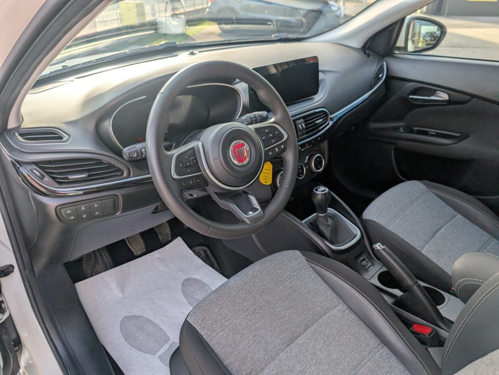 FIAT Tipo 1.0 5 porte Cross 100 CV - OK NEOPATENTATI - 22