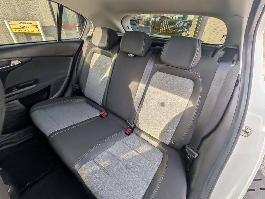 FIAT Tipo 1.0 5 porte Cross 100 CV - OK NEOPATENTATI - 23