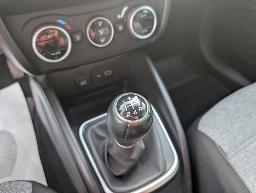 FIAT Tipo 1.0 5 porte Cross 100 CV - OK NEOPATENTATI - 29