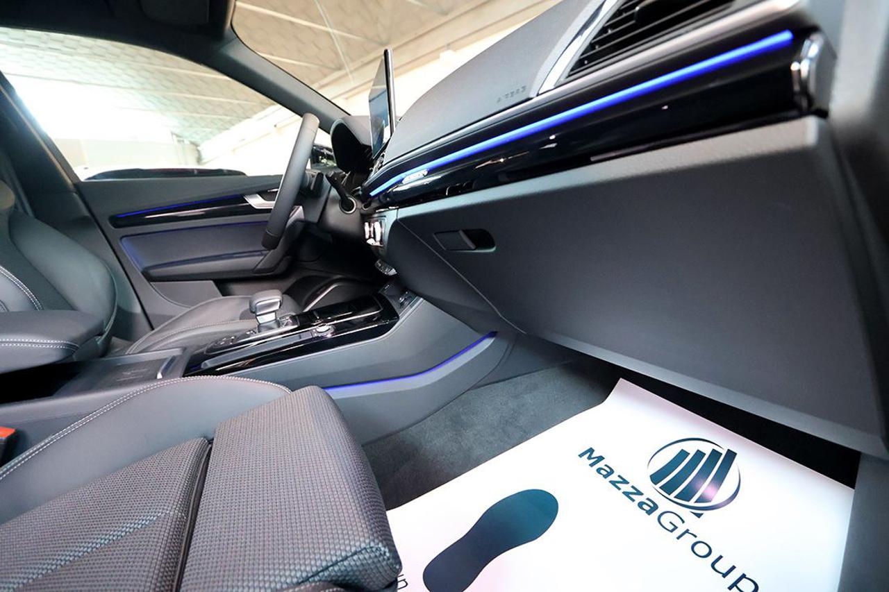 AUDI Q5 40 TDI Sportback Quattro Identity Black S-Line - 41