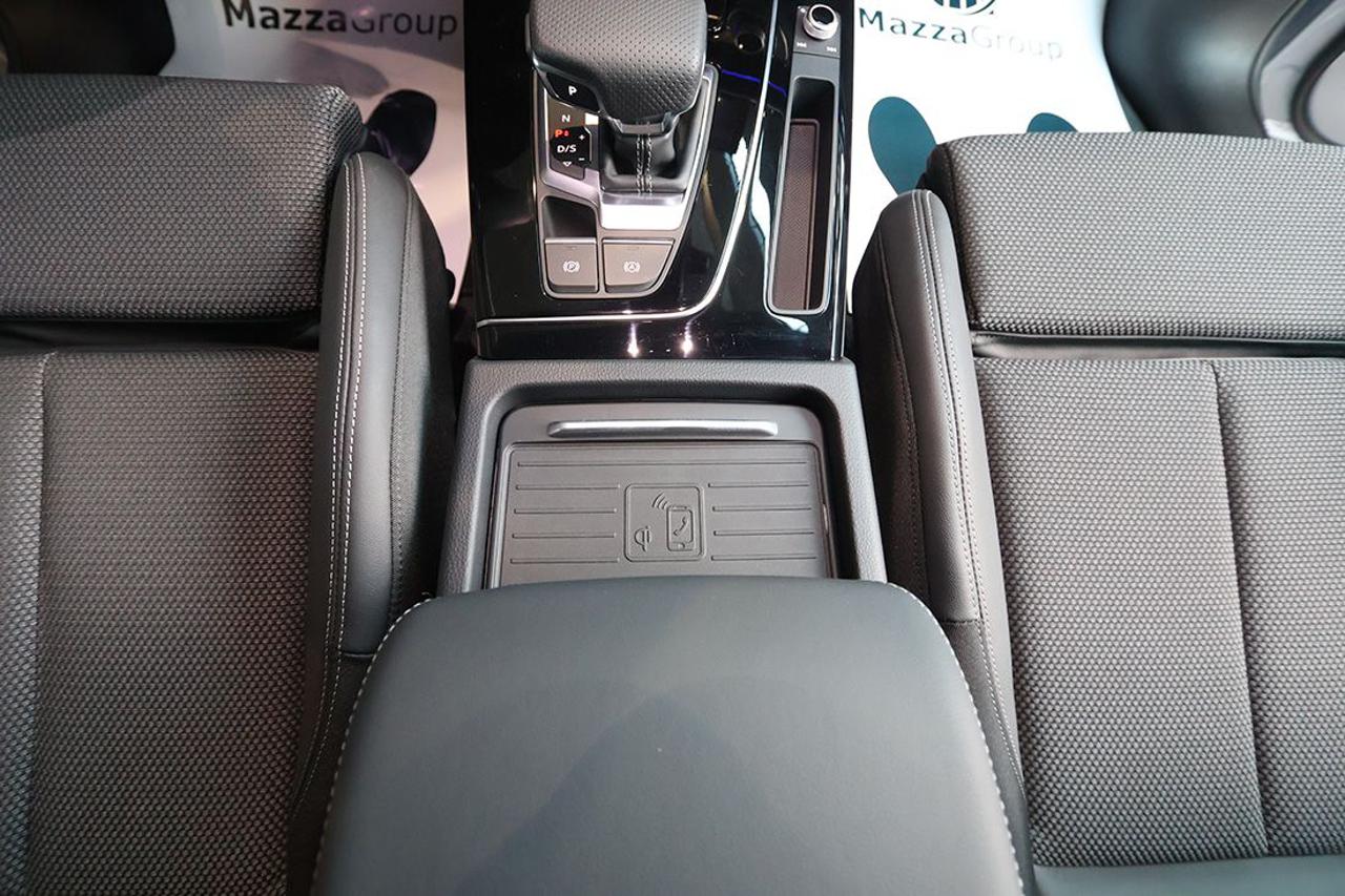 AUDI Q5 40 TDI Sportback Quattro Identity Black S-Line - 46