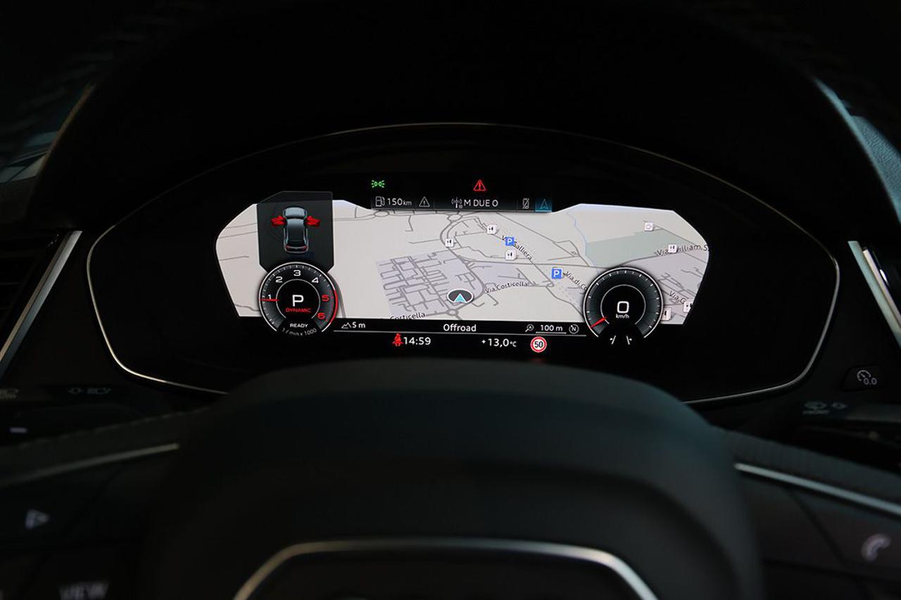 AUDI Q5 40 TDI Sportback Quattro Identity Black S-Line - 32